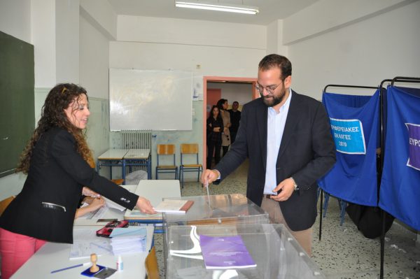 Στο 3ο Γυμνάσιο Αγρινίου ψήφισε ο Ν.Φαρμάκης