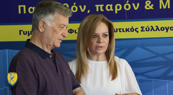 “Ευχαριστώ” Κωστούλα στην Χ.Σταρακά: ” έδωσε την ψυχή της για να φτιάξουμε καλύτερο το γήπεδο μας”