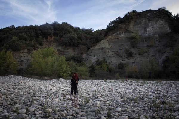 Ο θεατρικός μονόλογος “Θοδώρα – Η Μάνα του Γενίτσαρου” παρουσιάζεται στον Αγ. Κωνσταντίνο Αγρινίου