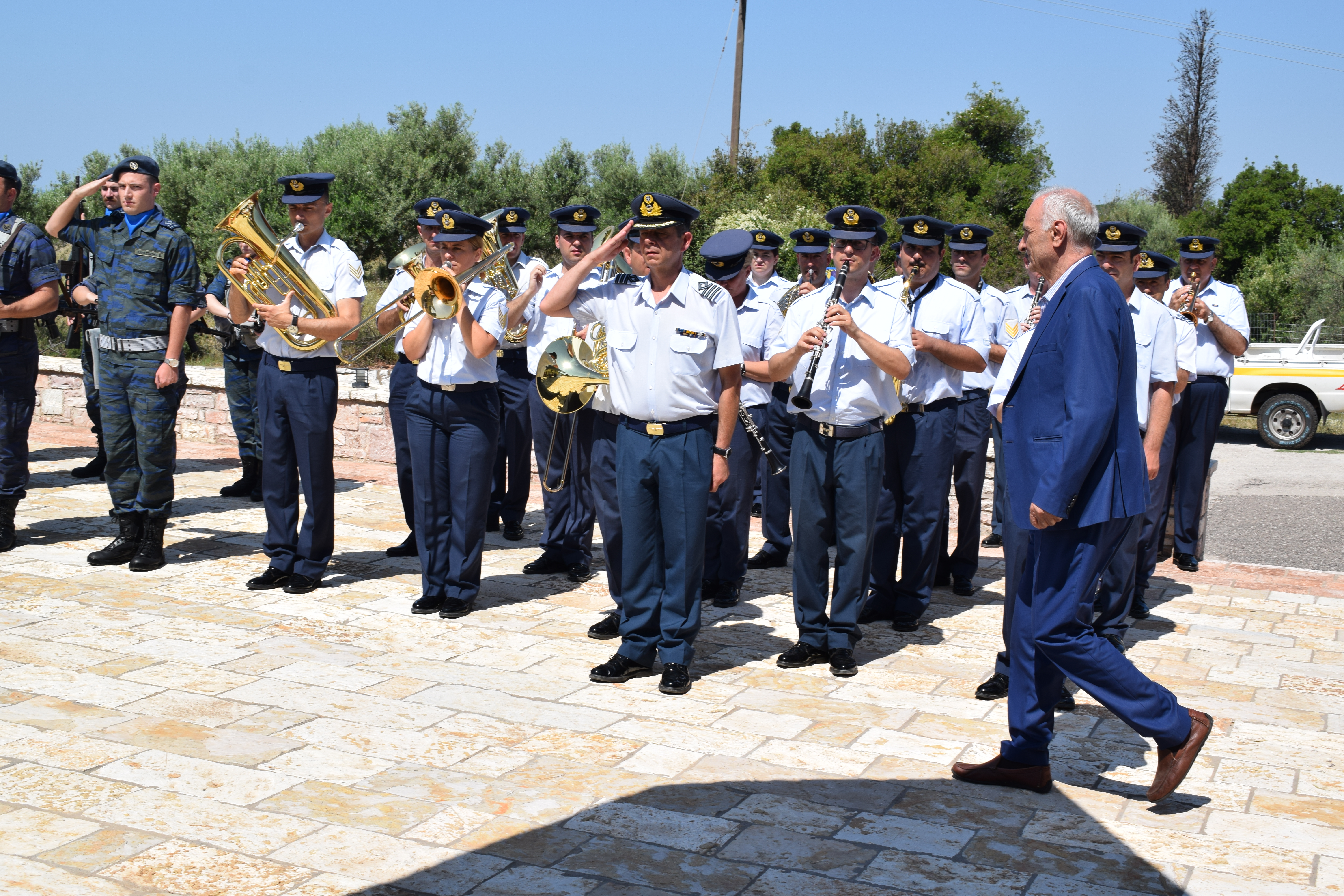 Ο Γ. Βαρεμένος εκπροσώπησε τον Πρόεδρο της Βουλής των Ελλήνων στην τελετή μνήμης πεσόντων αεροπόρων