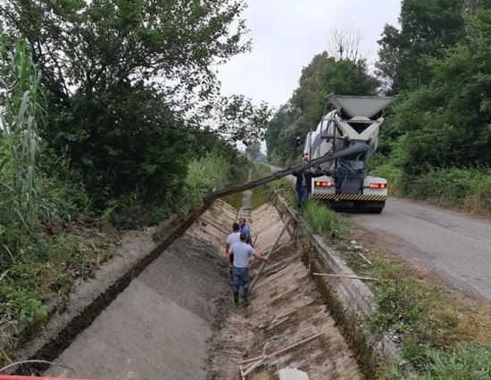 Εργασίες επισκευών και συντήρησης της αρδευτικής Διώρυγας Δ8 στα Καλύβια
