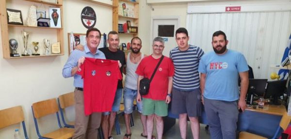 Ο Βασίλης Φεύγας με την Εθελοντική Ομάδα Έρευνας και Διάσωσης στο Μεσολόγγι