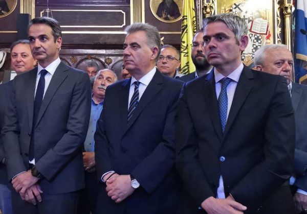 Στη Λευκάδα μαζί με τον Κυριάκο Μητσοτάκη βρέθηκε ο Κώστας Καραγκούνης