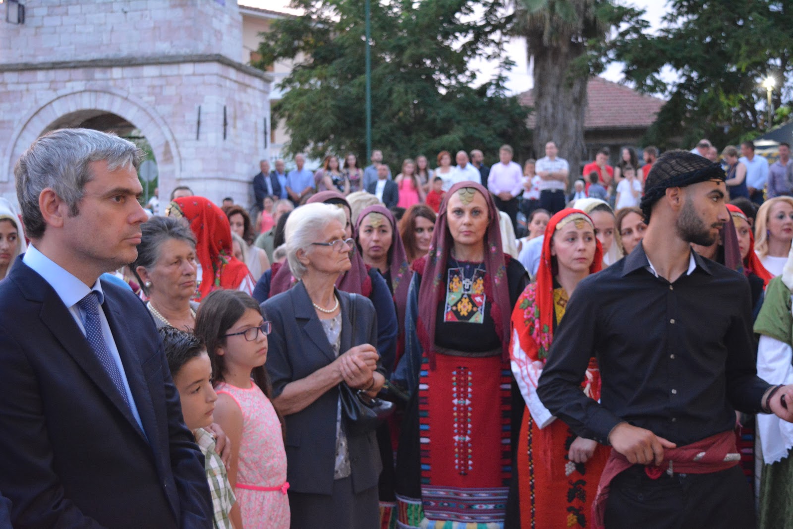 Πλήθος πιστών στη λιτάνευση της Ι. Εικόνας στον Ι.Ν Αγίας Τριάδος Παναιτωλίου