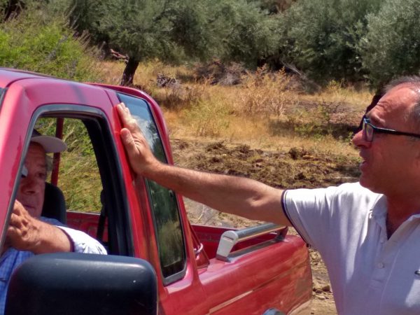 Κλιμάκιο του ΚΚΕ με επικεφαλής τον βουλευτή Αιτ/νίας Ν. Παπαναστάση στη Ναύπακτο