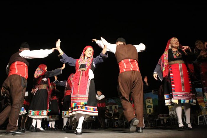 Μια υπέροχη Μουσικοχορευτική παράσταση στην Αμφιλοχία(φωτο)