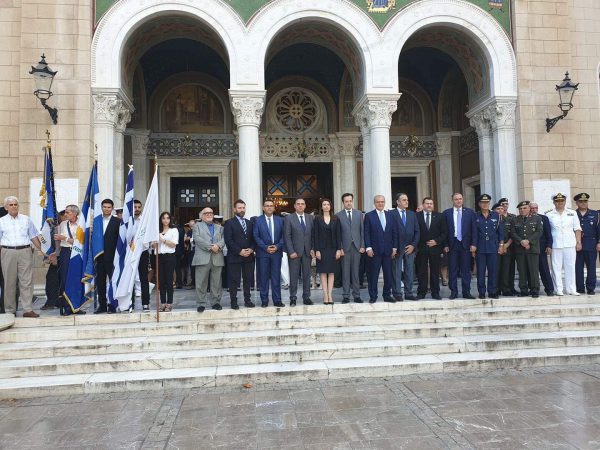 Εκπρόσωπος του ΚΙΝΑΛ ο Δ.Κωνσταντόπουλος στο Μνημόσυνο για τους πεσόντες του 1974 στην Αθήνα