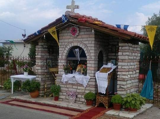 Αγρίνιο |Το μικρότερο ξωκλήσι της Αγίας Παρασκευής- Η λατρεία των Οχθίων!
