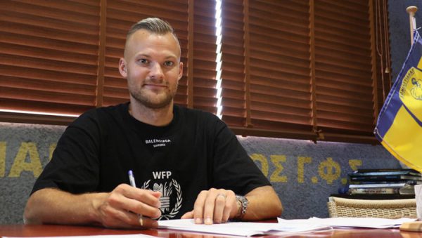 Στον Παναιτωλικό ο Σιέστεντ