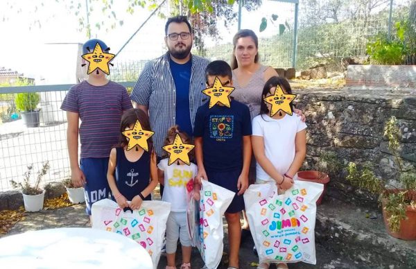 Σπουδαία κίνηση του Πολιτιστικού Συλλόγου Σαργιάδας-δώρισε σχολικά είδη σε μαθητές!