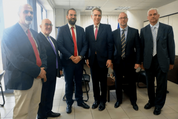 Συνάντηση Νεκτάριου Φαρμάκη με τον Αμερικανό Πρέσβη Τζέφρι Πάιατ