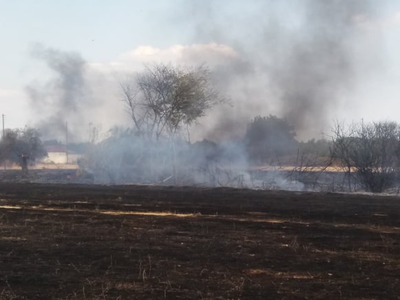 Μεγάλη κινητοποίηση της Πυροσβεστικής για φωτιά στο Γιαννούζι Αγρινίου