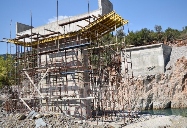 Προχωρούν τα έργα για τη νέα γέφυρα Τέμπλας(φωτο-video)