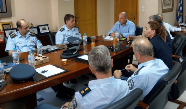 Συνάντηση Δημάρχου Ναυπακτίας με τις Αστυνομικές και Λιμενικές Αρχές