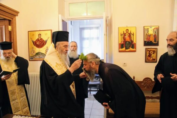 Αγιασμός στα Γραφεία της Μητροπόλεως Ναυπάκτου για την νέα Εκκλησιαστική χρονιά