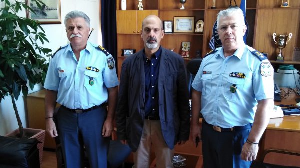 Εθιμοτυπική επίσκεψη του Αντιπεριφερειάρχη Αχαΐας Χ.Μπονάνου στη Γενική Περιφερειακή Αστυνομική Διεύθυνση