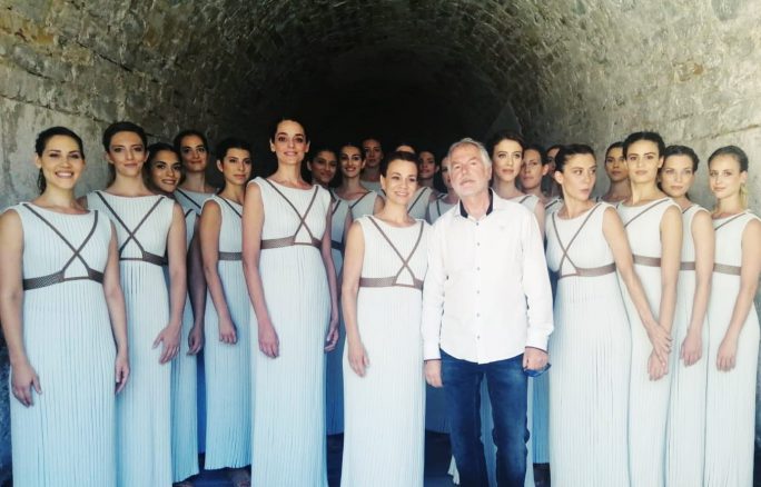 Υπό τους ήχους της μουσικής του Παναιτωλιώτη Γιάννη Ψειμάδα άναψε η Φλόγα για τους Χειμερινούς Ολυμπιακούς Αγώνες Νέων(φωτο)
