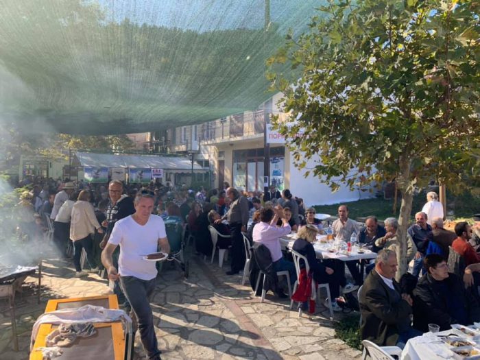 Κόνισκα: Με πολύ κόσμο η γιορτή τσίπουρου και κάστανου(βιντεο-φωτο)