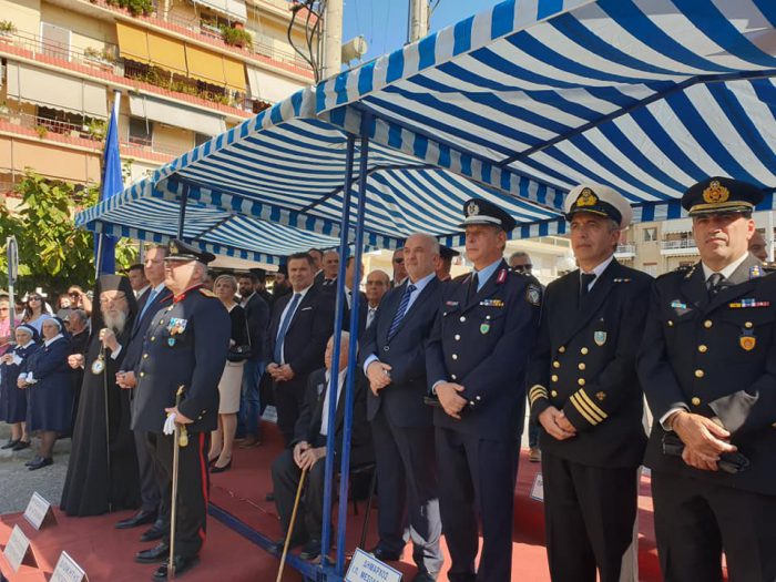Με λαμπρότητα και εθνική υπερηφάνεια η παρέλαση στο Μεσολόγγι