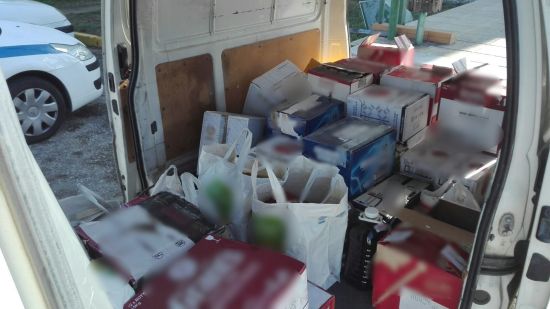 Έτσι συνελήφθησαν επ’ αυτοφώρω οι 2 άνδρες στο Αγρίνιο για λαθρεμπόριο ποτών