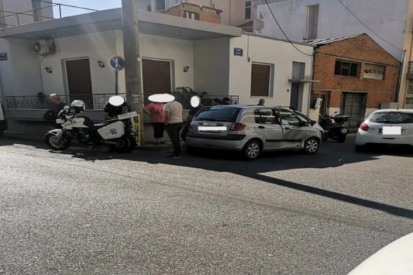 Τροχαίο στη συμβολή των οδών Ίσκου και Σολωμού