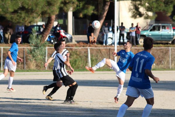 «Λευκή» ισοπαλία στο Ελαιόφυτο για το Νέο Αμφίλοχο.