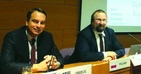 Ο Θ. Παπαθανάσης στη Γενική Συνέλευση της Ευρωπαϊκής Ένωσης Φαρμακοποιών