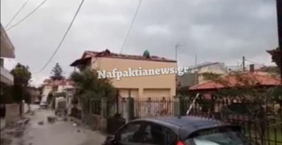 Αντίρριο: Σήκωσε σκεπή από σπίτι ο δυνατός αέρας