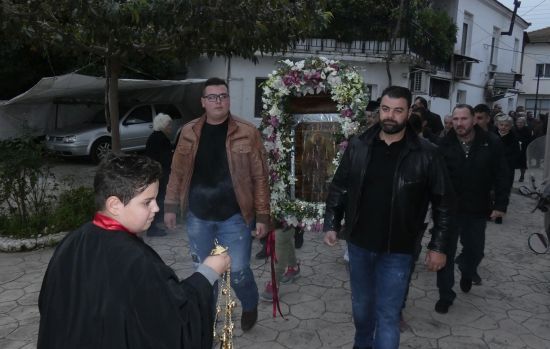 Η Λιτάνευση της Ιερής Εικόνας του Αγίου Νικολάου στα Καλύβια