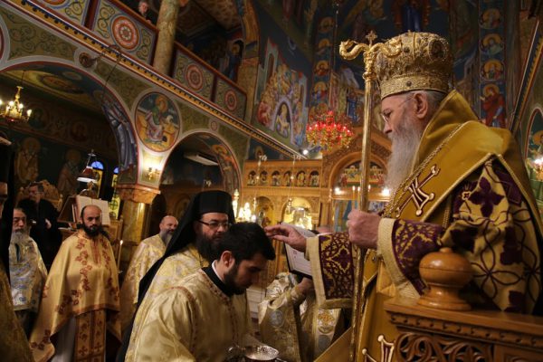 Χειροτονία νέου Διακόνου στη Μητρόπολη Ναυπάκτου (ΦΩΤΟ)