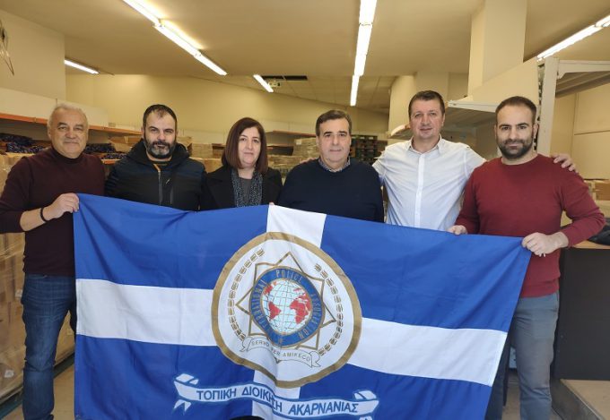 Oι Αγρινιώτες Αστυνομικοί στηρίζουν το “Χαμόγελο του παιδιού” και το Κοινωνικό Παντοπωλείο