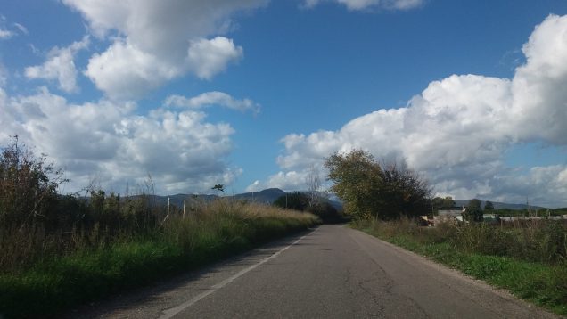 Γεμάτη “παγίδες” η διαδρομή από Αγ. Γεώργιο Καλυβίων προς Ξηρόμερο