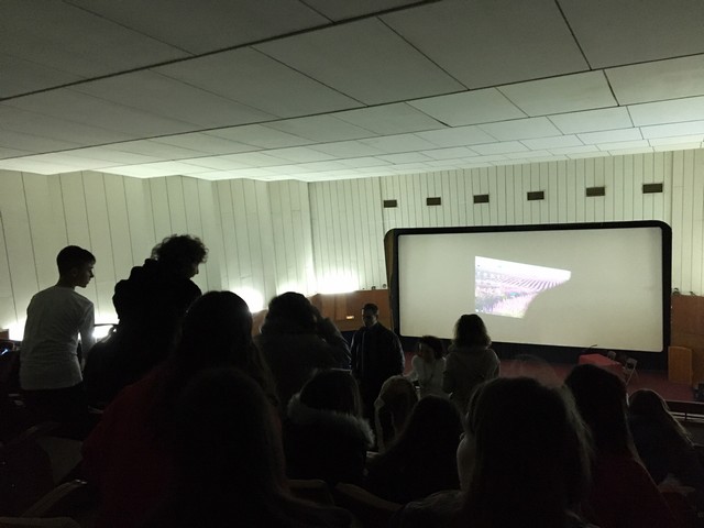 Μαθητές του Γυμνασίου Ευηνοχωρίου παρακολούθησαν στο «Άνεσις» την Ημερίδα για το διαδίκτυο