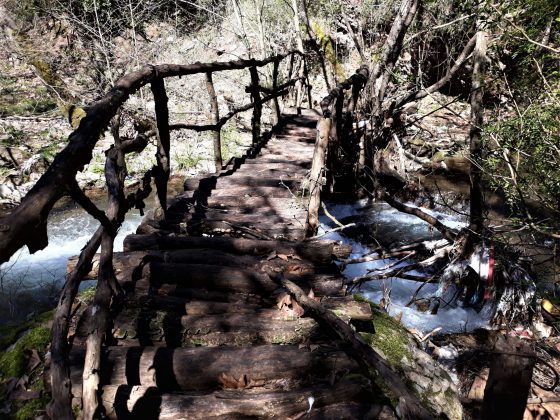 Στους καταρράκτες Μοκιστιάνου ο ορειβατικός-χιονοδρομικός σύλλογος Μεσολογγίου “Η ΒΑΡΑΣΟΒΑ”