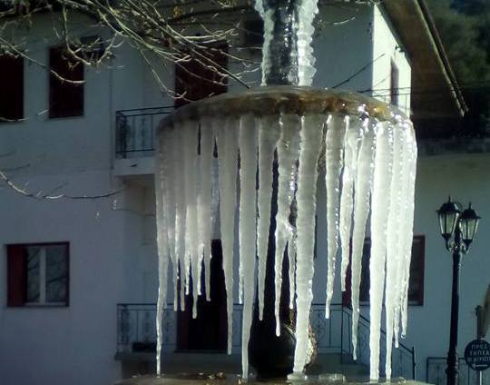 Υπέροχες εικόνες από την “παγωμένη” Αιτωλοακαρνανία!