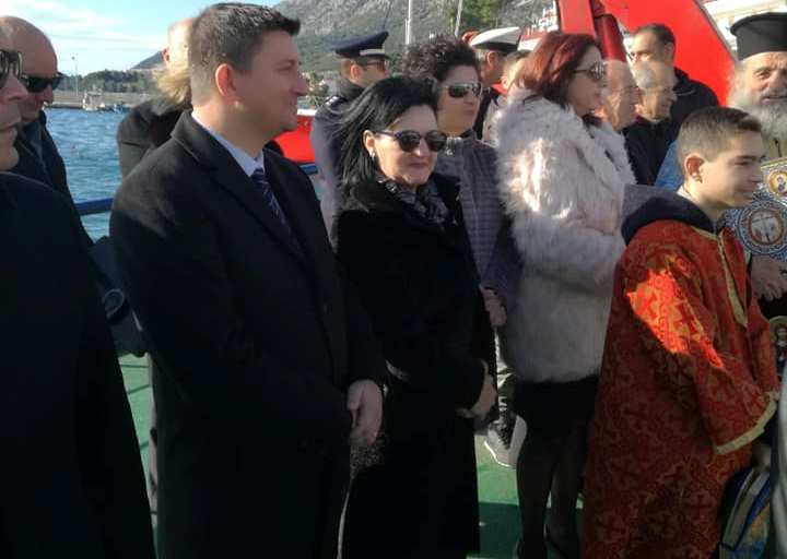 Aγιασμός των υδάτων σε Μύτικα και Αστακό παρουσία της Μαρίας Σαλμά