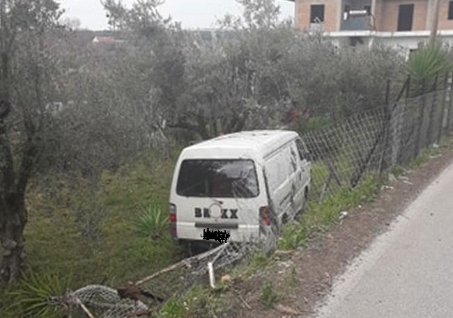 Τροχαίο κοντά στη γέφυρα της Αβόρανης-Στο νοσοκομείο ο οδηγός