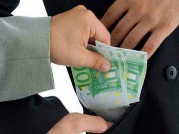 Απάτες σε καταστήματα του Μεσολογγίου!