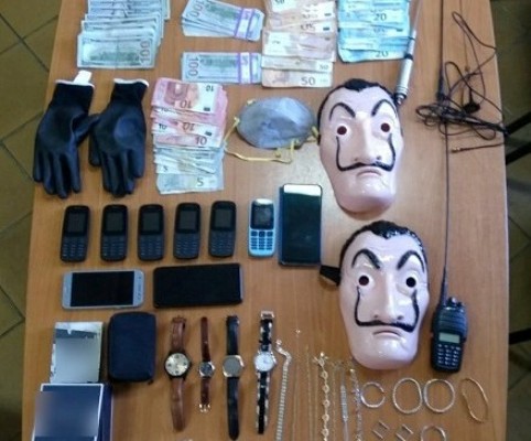 Εξαρθρώθηκε συμμορία για διάπραξη κλοπών σε μονοκατοικίες στο Αγρίνιο