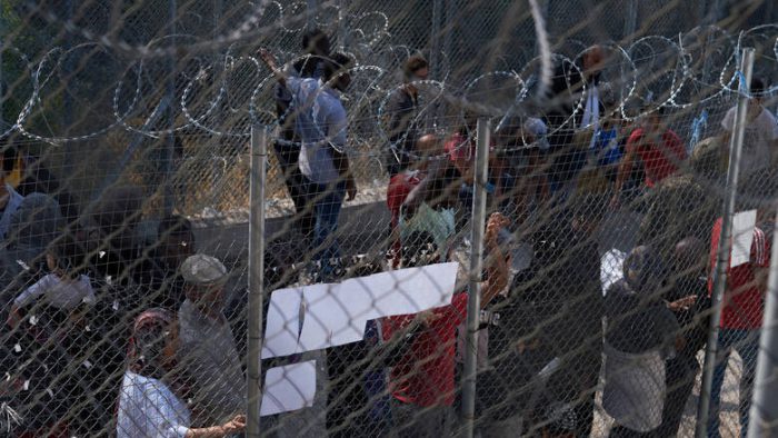 Προκηρύξεις για προσλήψεις σε δομές φιλοξενίας, ΚΥΤ και κλειστές δομές