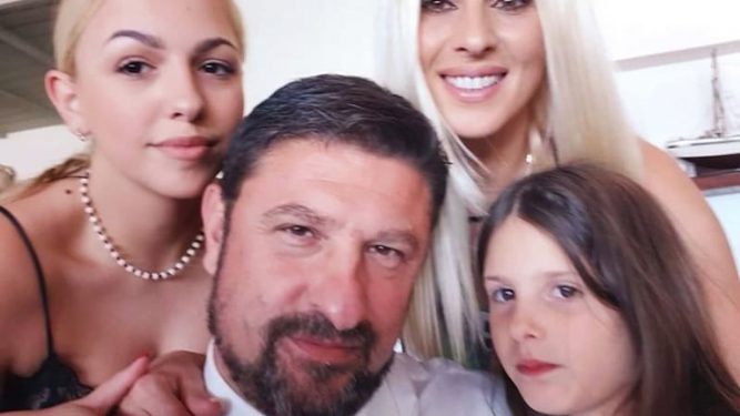 Οικογενειακές στιγμές του Νίκου Χρδαλιά