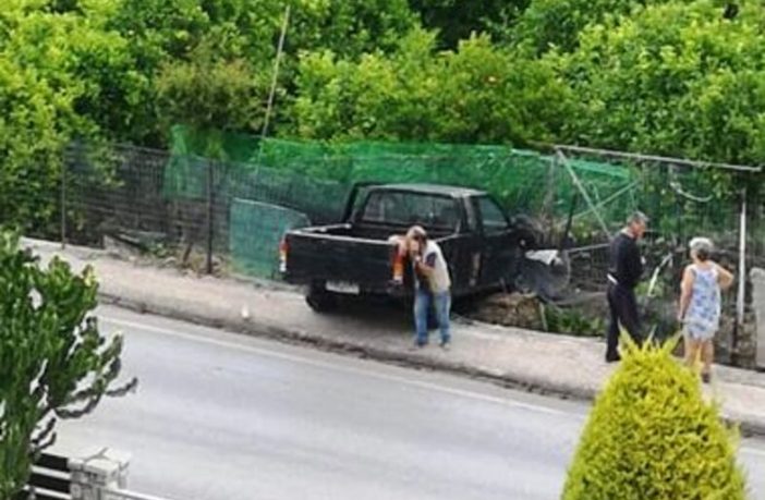 Δυτ.Ελλάδα: Αγροτικό έπεσε σε… περιβόλι!