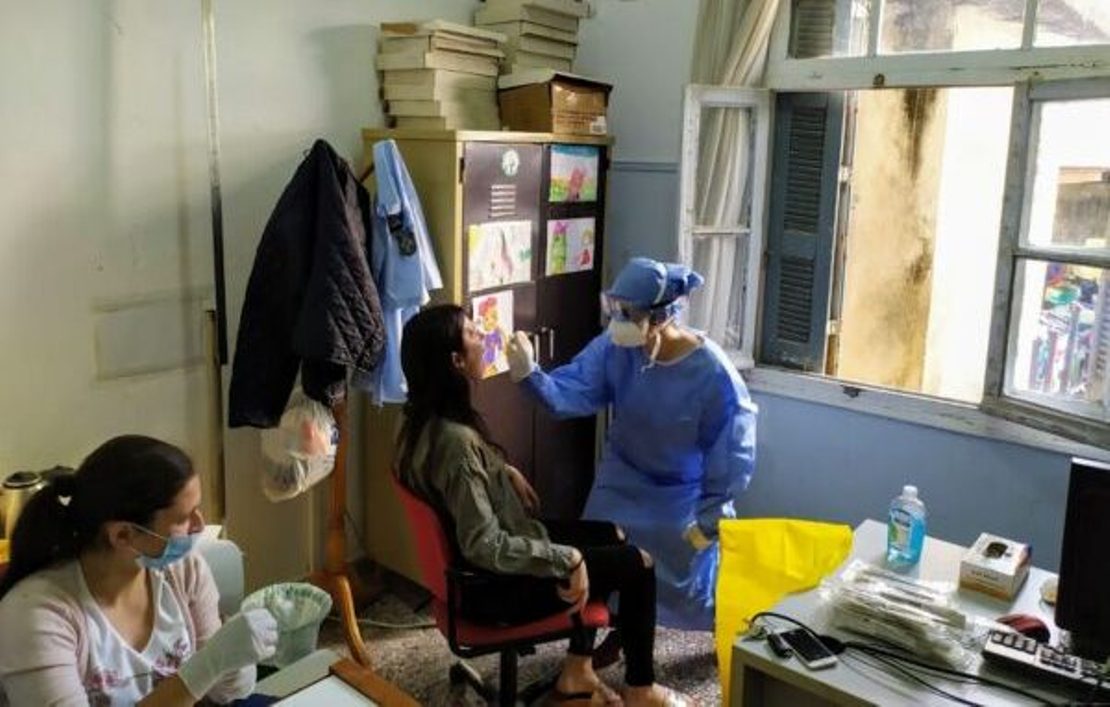 Δειγματοληπτικοί έλεγχοι στο προσωπικό της Δ/ Αστυνομίας Αιτωλίας από την κινητή μονάδα του ΕΟΔΥ