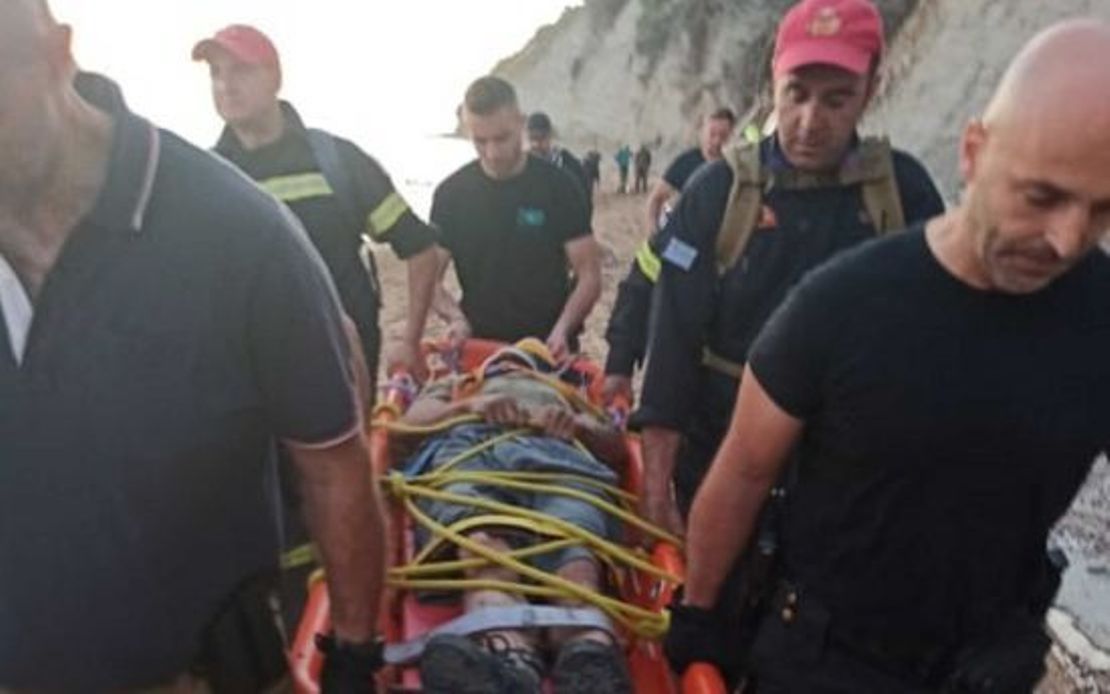 Κέρκυρα: Πολυτραυματίας ο “δράκος και βιαστής του Κάβου”! Η αναγνώριση, τα μυστικά και οι πρώτες εικόνες μετά τη σύλληψή του