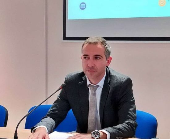 Αντιπεριφερειάρχης Λευκάδας– Καταδικάζουμε τις απρέπειες που βλάπτουν τη Λευκάδα και τους Λευκαδίτες