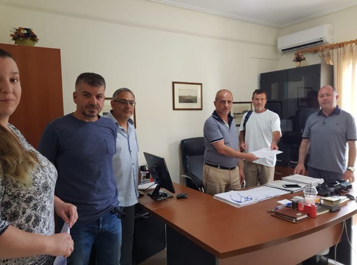 Μεσολόγγι: Παράσταση διαμαρτυρίας στην Διεύθυνση Πρωτοβάθμιας Εκπαίδευσης