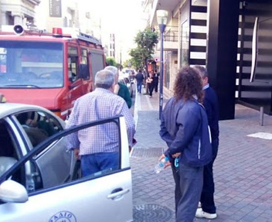 Αγρίνιο:Ηεκτρικό σκεύος πήρε φωτιά σε κατάστημα-Κινητοποίση της Πυροσβεστικής