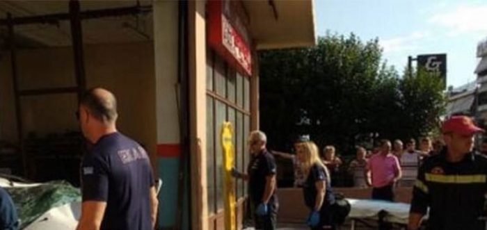 Δυτ.Ελλάδα: «Εισέβαλε» με το αυτοκίνητο σε συνεργείο και σκοτώθηκε