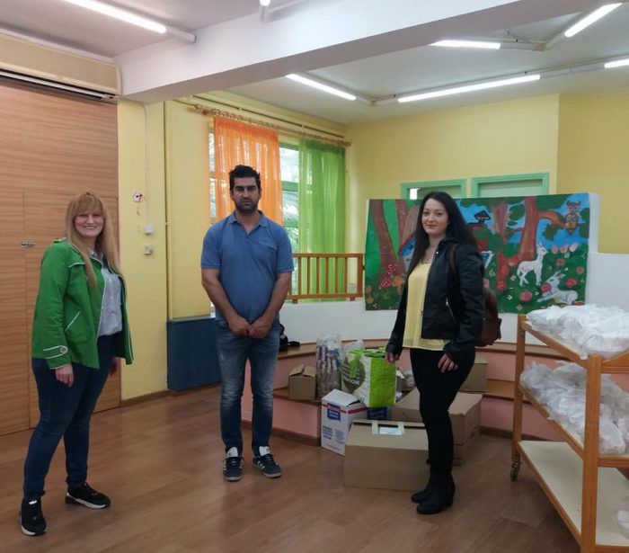 Προσφορά στην ΚΟΙΠΑ Αγρινίου από το Σύλ. Γονέων και Κηδεμόνων Βρεφονηπιακών-Παιδικών Σταθμών