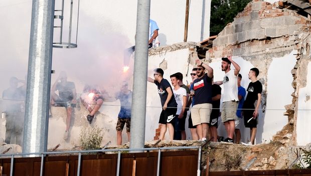 Λαμία – Παναιτωλικός: Είδαν το ματς από την ταράτσα